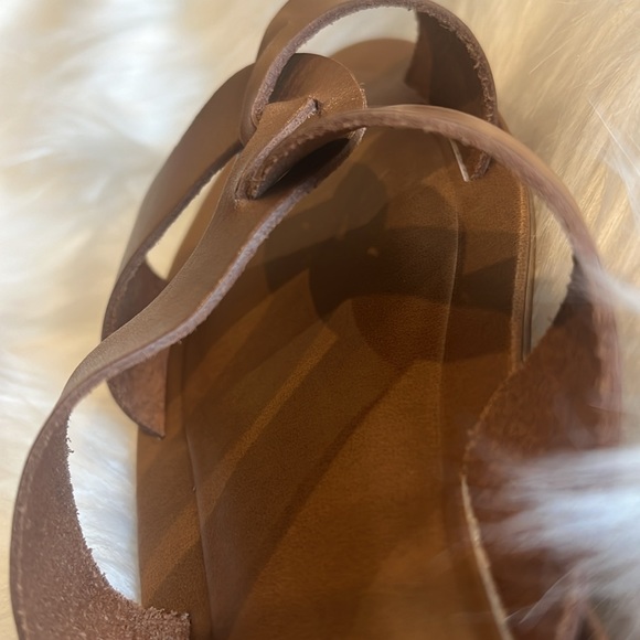 7.5 WW brown leather Bella-Vita sandals - Picture 4 of 4